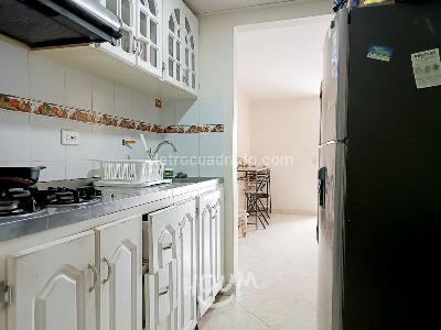 Apartamento de 3 alcobas en venta en Bello, Bello, 97 m² · foto 5 de 15