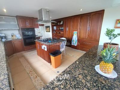 Casa de 5 alcobas en venta en Usaquen, Bogotá, 650 m² · foto 9 de 20