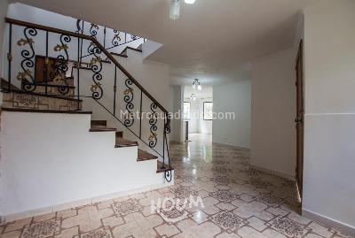Casa de 5 alcobas en venta en Itagui, Itagüí, 204 m² · foto 3 de 20