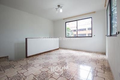 Casa de 5 alcobas en venta en Itagui, Itagüí, 204 m² · foto 5 de 20