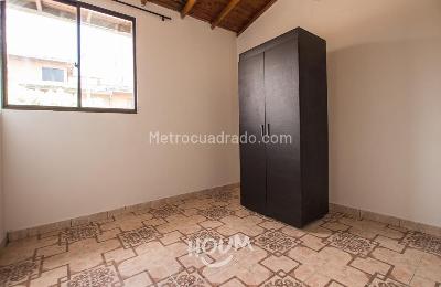 Casa de 5 alcobas en venta en Itagui, Itagüí, 204 m² · foto 10 de 20
