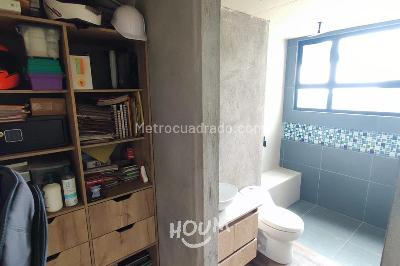 Casa de 5 alcobas en venta en Medellin, Medellín, 438 m² · foto 10 de 20