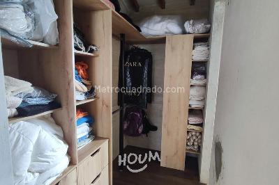 Casa de 5 alcobas en venta en Medellin, Medellín, 438 m² · foto 12 de 20