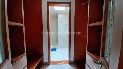 Casa de 3 alcobas en venta en Barrios Unidos, Bogotá, 270 m² · foto 16 de 20