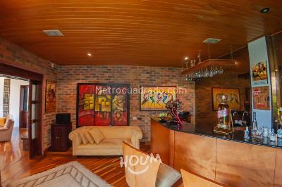 Casa de 4 alcobas en venta en Suba, Bogotá, 310 m² · foto 4 de 20