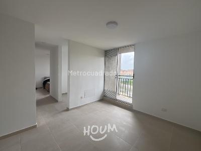 Apartamento de 2 alcobas en venta en Fontibon, Bogotá, 39 m² · foto 3 de 16