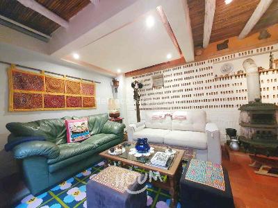 Casa de 5 alcobas en venta en La Candelaria, Bogotá, 192 m² · foto 4 de 20