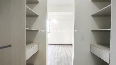 Apartamento de 2 alcobas en venta en Sabaneta, Sabaneta, 90 m² · foto 12 de 20