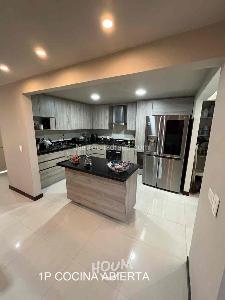 Casa de 3 alcobas en venta en Envigado, Envigado, 195 m² · foto 8 de 20