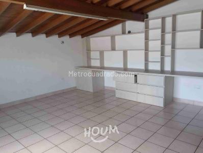 Casa de 4 alcobas en venta en Medellin, Medellín, 220 m² · foto 17 de 20