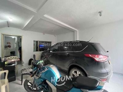 Casa de 5 alcobas en venta en Fontibon, Bogotá, 281 m² · foto 5 de 20
