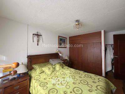 Casa de 5 alcobas en venta en Fontibon, Bogotá, 281 m² · foto 15 de 20