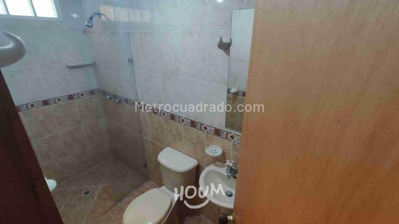 Apartamento de 3 Alcobas sin Amoblar en El Velódromo (2009) - 2