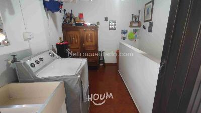 Casa de 5 alcobas en venta en Medellin, Medellín, 144 m² · foto 3 de 11