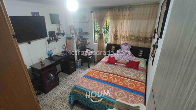 Casa de 5 alcobas en venta en Medellin, Medellín, 144 m² · foto 10 de 11