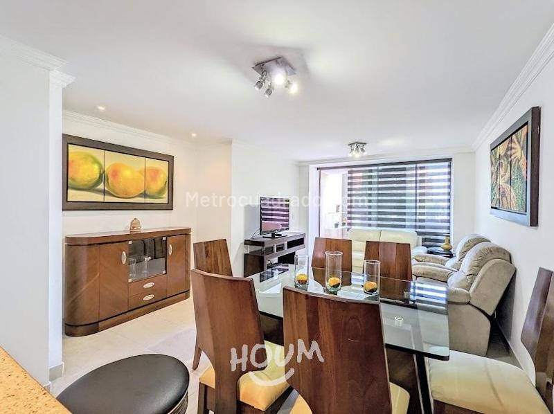 Apartamento Amoblado de 3 Alcobas en Laureles - 9