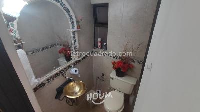 Casa de 5 alcobas en venta en Envigado, Envigado, 230 m² · foto 18 de 20