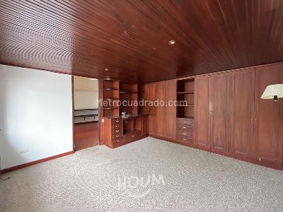 Casa de 5 alcobas en venta en Suba, Bogotá, 274 m² · foto 18 de 20