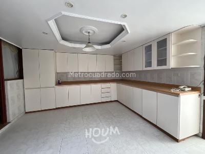 Casa de 5 alcobas en venta en Suba, Bogotá, 274 m² · foto 19 de 20