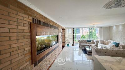 Casa de 5 alcobas en venta en Sabaneta, Sabaneta, 467 m² · foto 3 de 20