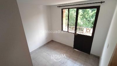 Apartamento en venta en Medellin, Medellín · foto 3 de 12