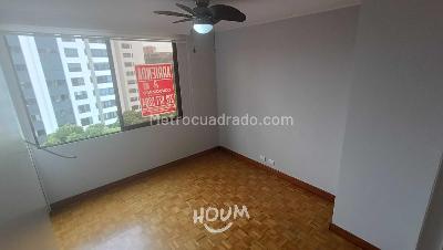 Apartamento de 3 alcobas en venta en Medellin, Medellín, 131 m² · foto 2 de 18