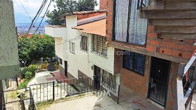 Casa de 2 alcobas en venta en Medellin, Medellín, 72 m² · foto 3 de 18
