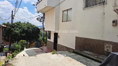 Casa de 2 alcobas en venta en Medellin, Medellín, 72 m² · foto 4 de 18