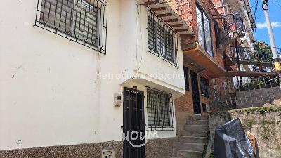 Casa de 2 alcobas en venta en Medellin, Medellín, 72 m² · foto 10 de 18