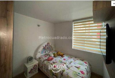 Apartamento de 3 alcobas en venta en Kennedy, Bogotá, 77 m² · foto 4 de 20