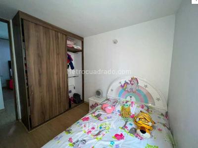 Apartamento de 3 alcobas en venta en Kennedy, Bogotá, 77 m² · foto 15 de 20