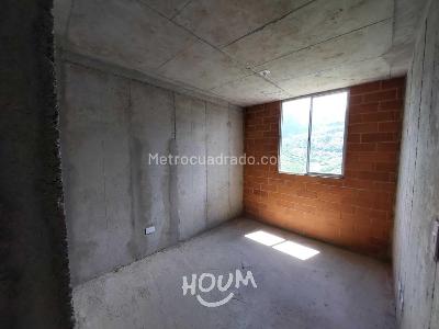 Apartamento de 3 alcobas en venta en Bello, Bello, 60 m² · foto 5 de 15