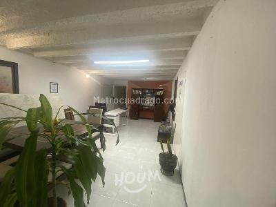 Casa de 5 alcobas en venta en Engativa, Bogotá, 320 m² · foto 13 de 20