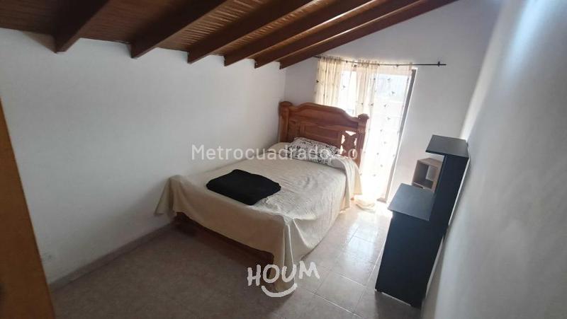 Apartamento Amplio de 4 Alcobas en Laureles para Alquilar - 2