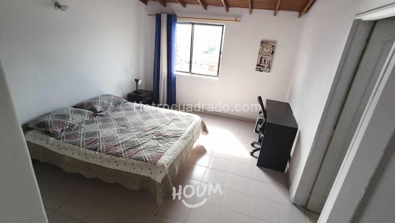 Apartamento Amplio de 4 Alcobas en Laureles para Alquilar - 3