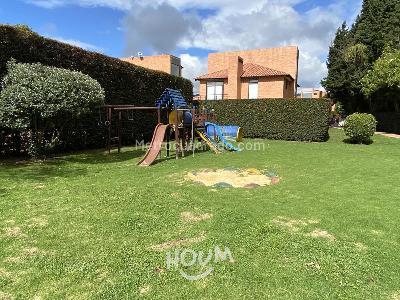 Casa de 4 alcobas en venta en Chia, Chía, 329 m² · foto 2 de 20
