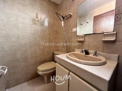 Apartamento de 3 alcobas en arriendo en Usaquen, Bogotá, 77 m² · foto 12 de 20