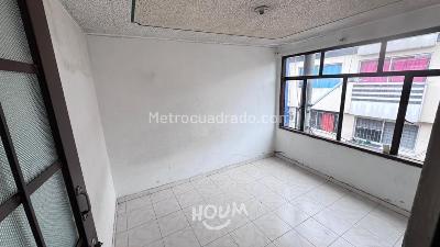 Casa de 5 alcobas en venta en Rafael Uribe Uribe, Bogotá, 386 m² · foto 2 de 20