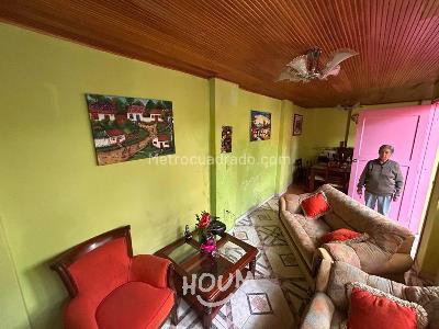 Casa de 5 alcobas en venta en La Candelaria, Bogotá, 279 m² · foto 7 de 16