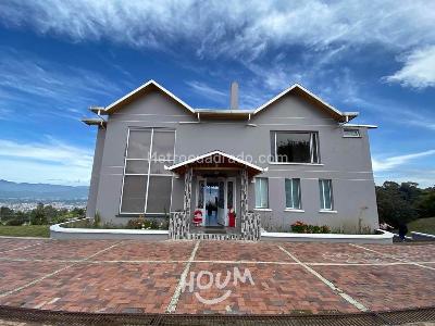 Casa de 4 alcobas en venta en Chia, Chía, 480 m² · foto 2 de 20