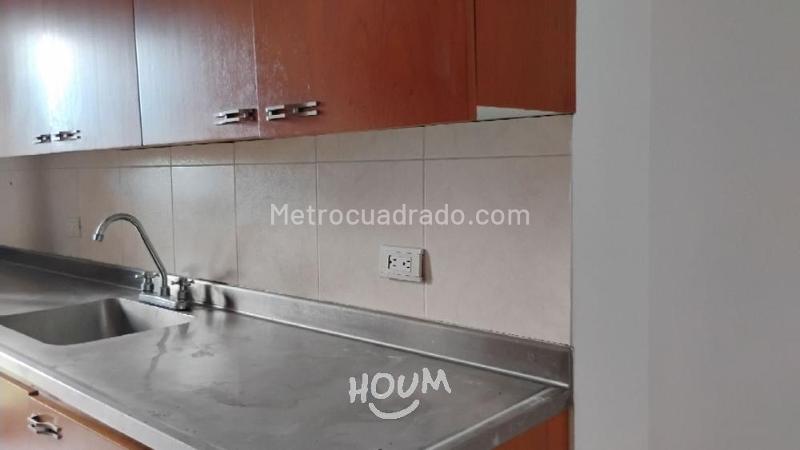 Unfurnished 4BR Apartment for Rent in El Tesoro (Medellín) - 3
