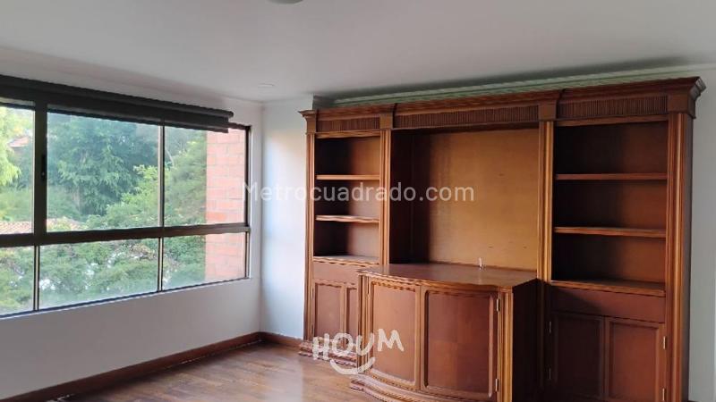 Unfurnished 4BR Apartment for Rent in El Tesoro (Medellín) - 8