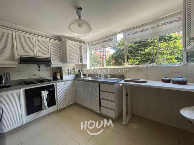 Spacious 3BR Apartment in Laureles - 2