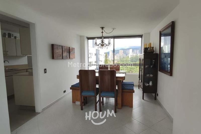 Loft Moderno de 3 Alcobas en Medellín - 8