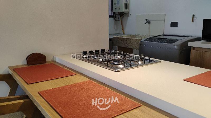 Apartamento Moderno de 3 Alcobas en Arriendo en Medellín - 2