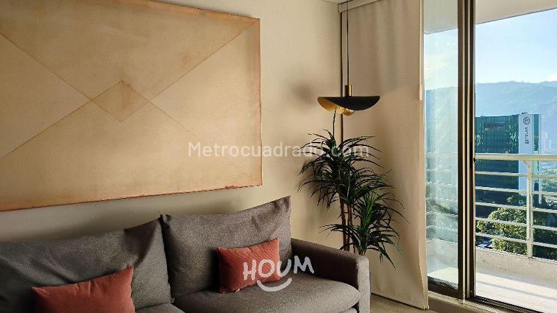 Apartamento Moderno de 3 Alcobas en Arriendo en Medellín - 5