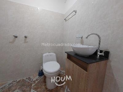 Apartamento de 2 alcobas en venta en Bello, Bello, 59 m² · foto 12 de 20