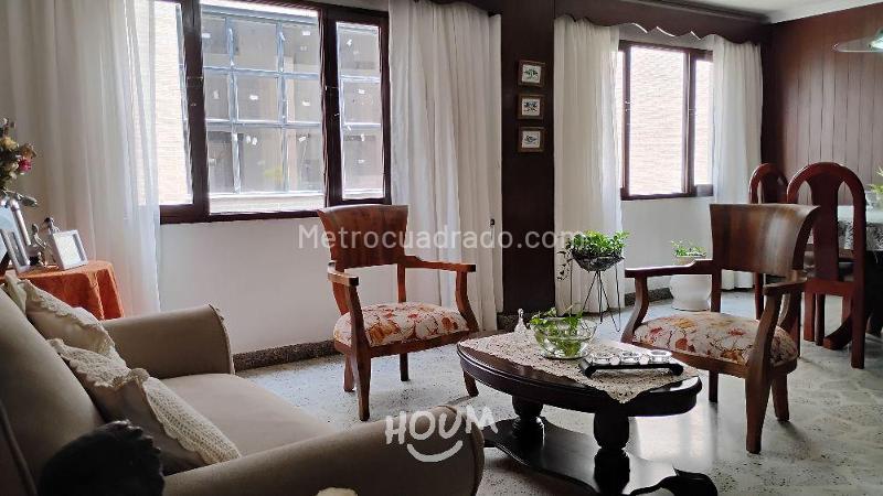 Apartamento Amplio de 3 Alcobas en Medellín - 2