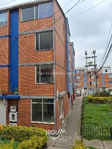 Casa de 4 alcobas en venta en Soacha, Soacha, 80 m² · foto 5 de 19