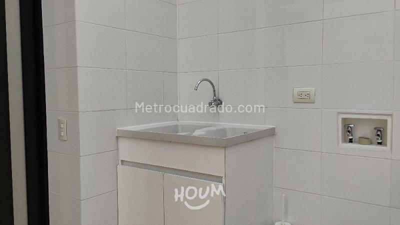 Apartamento Moderno de 4 Alcobas con Amenidades en San Lucas - 4